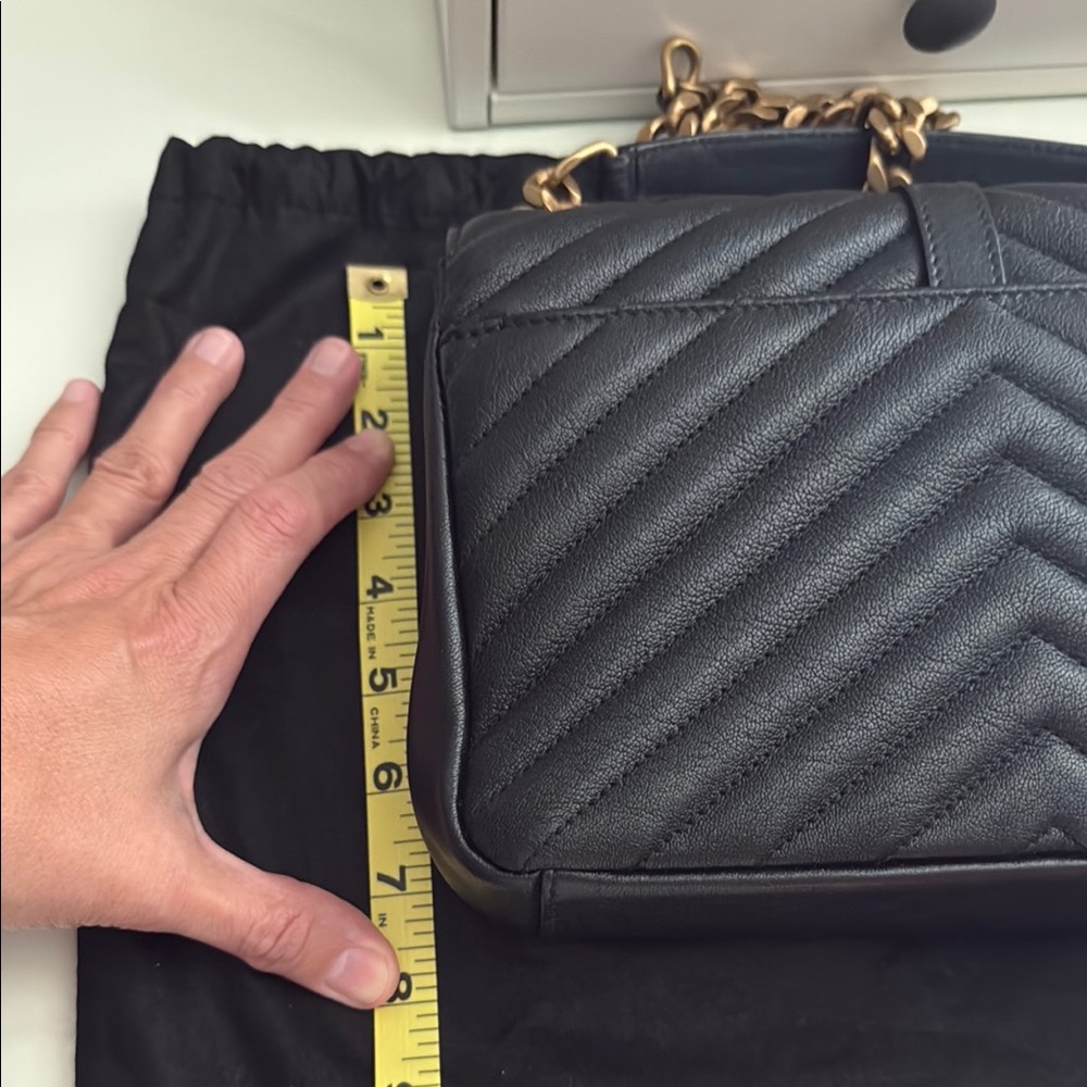 🥳HP🥳🔥Yves Saint Laurent Black College Chevron Cross Body Bag🔥 - Picture 11 of 17